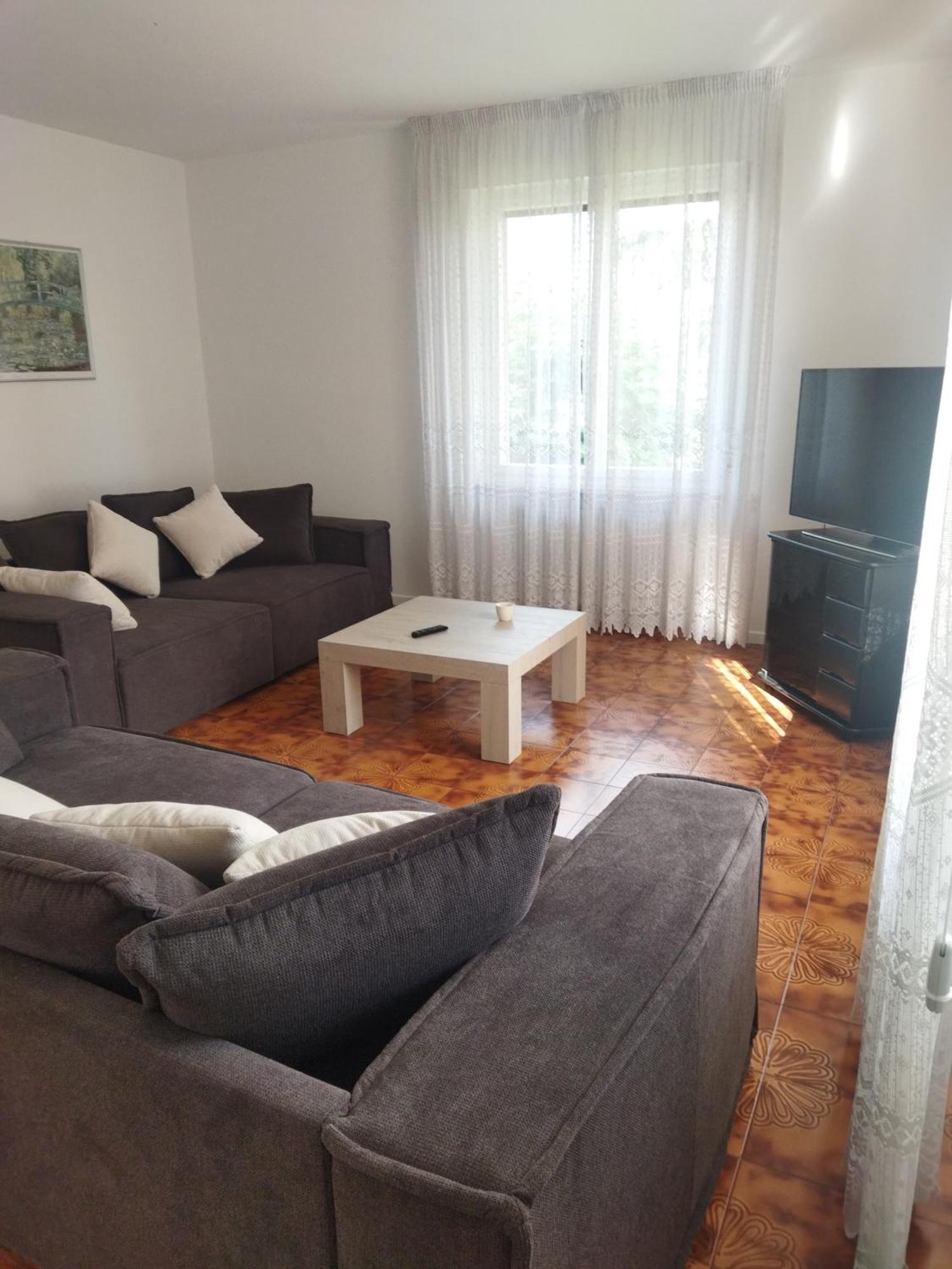 Rose Garden House Wi-Fi Apartment Riva del Garda Ngoại thất bức ảnh