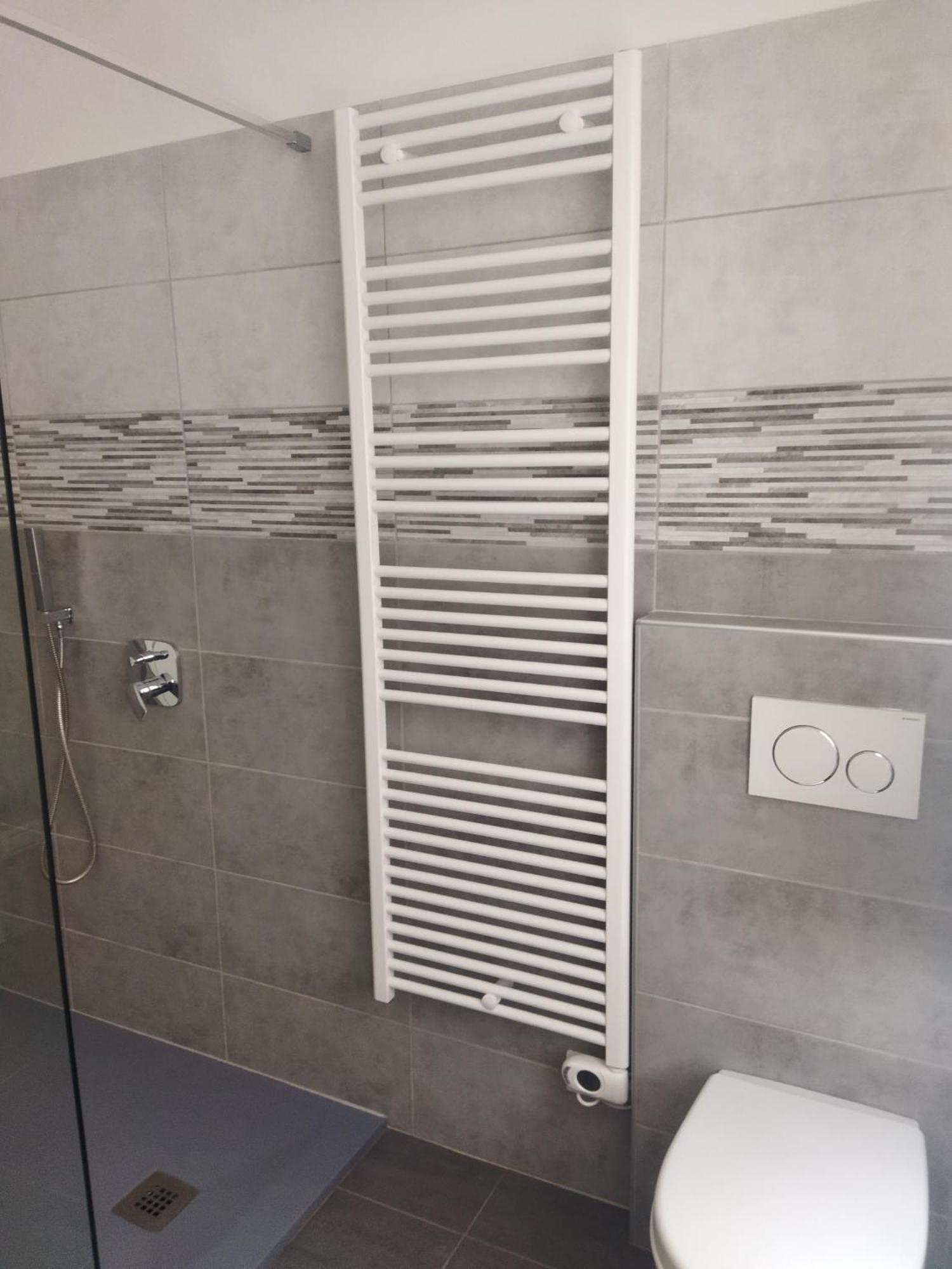 Rose Garden House Wi-Fi Apartment Riva del Garda Ngoại thất bức ảnh