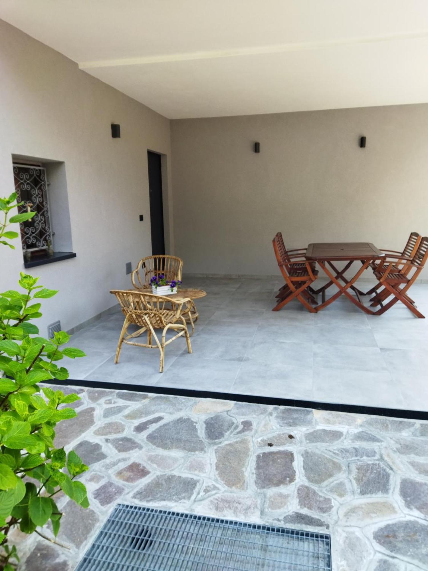 Rose Garden House Wi-Fi Apartment Riva del Garda Ngoại thất bức ảnh