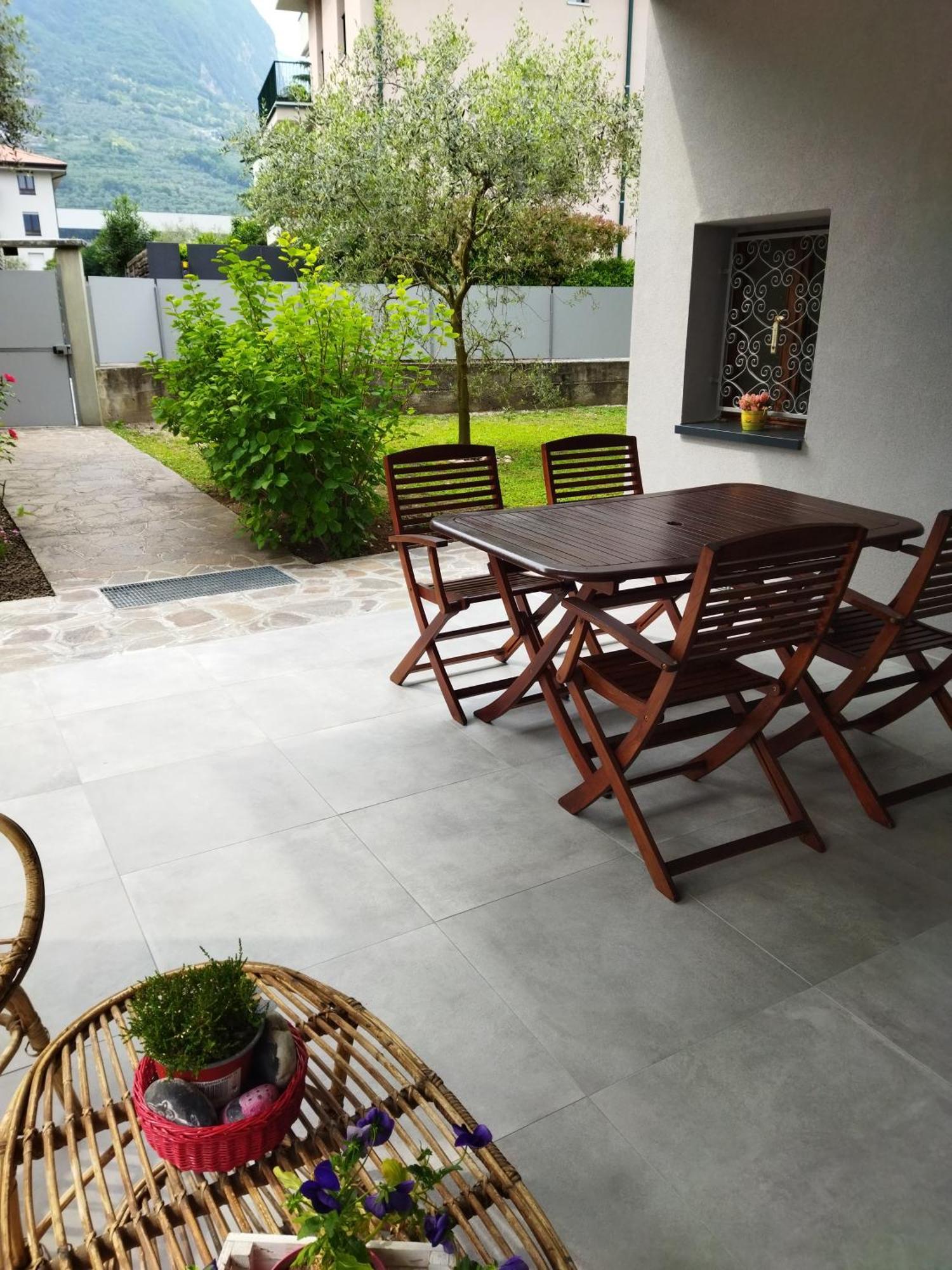 Rose Garden House Wi-Fi Apartment Riva del Garda Ngoại thất bức ảnh